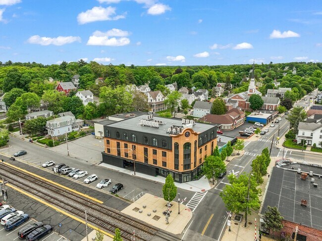 Building Photo - 463 Franklin St
