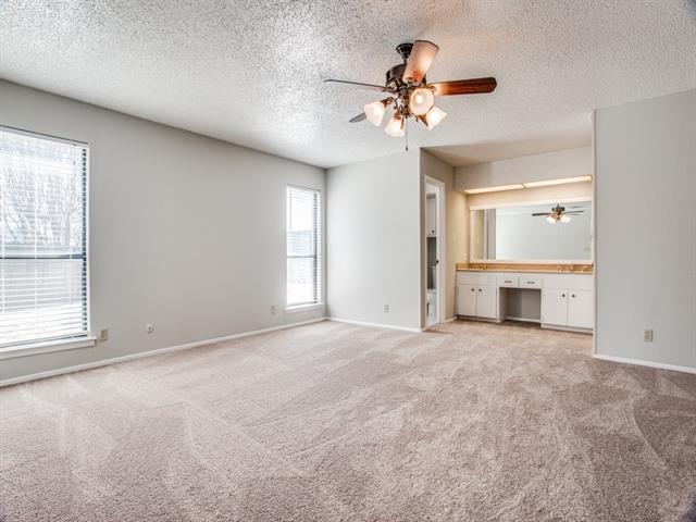 Building Photo - 6937 Eagle Rock Dr