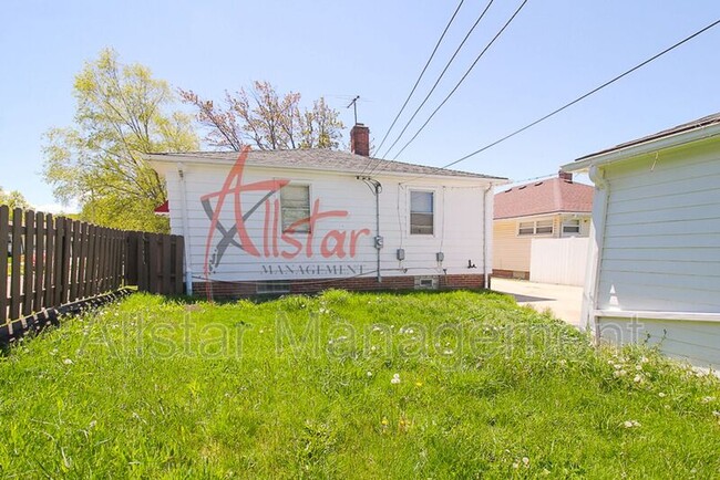 Building Photo - 3436 Dellwood Dr