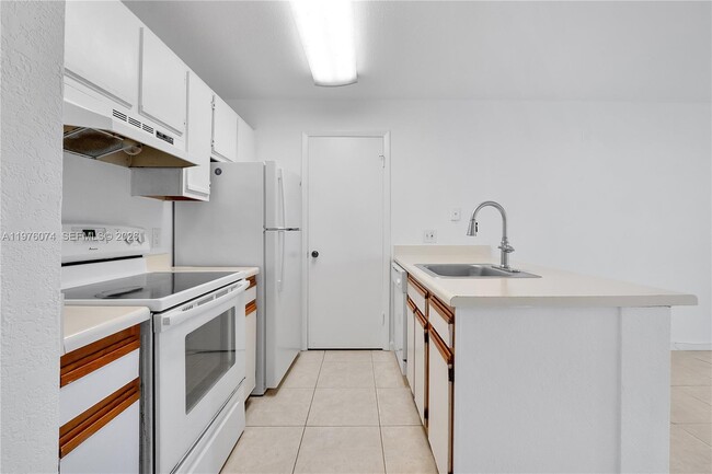 Building Photo - 4221 W McNab Rd