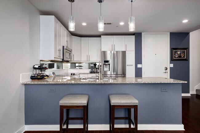 Building Photo - 2608 Museum Way