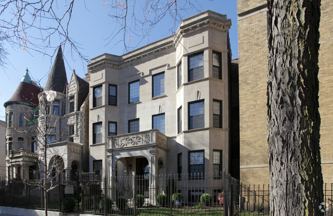 Primary Photo - Bronzeville Apartments