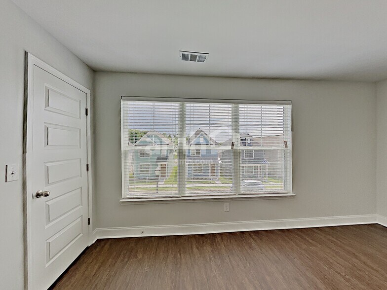 Building Photo - 5317 Tupelo St