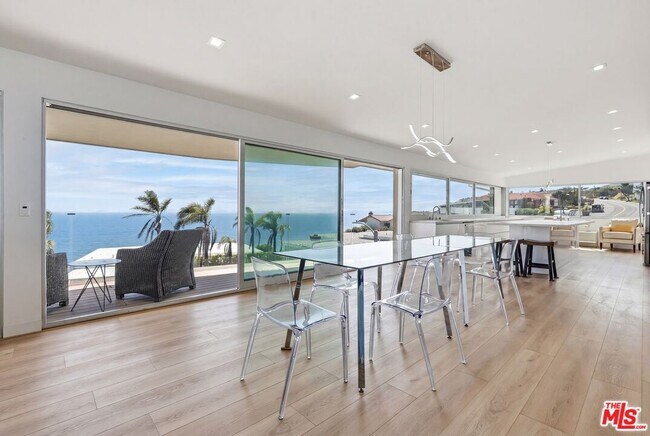 Building Photo - 18109 W Coastline Dr