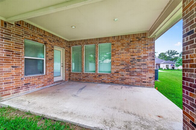 Building Photo - 127 Monterrey Rd W