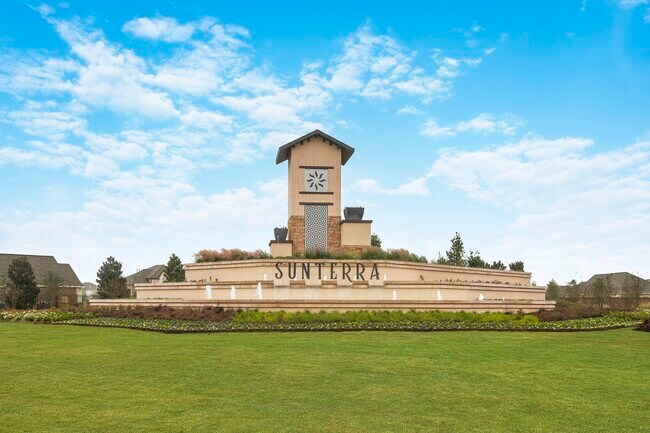 Building Photo - 3053 Sorrento Hl Dr