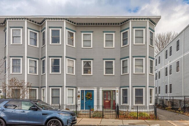 Primary Photo - 16 Roseclair St
