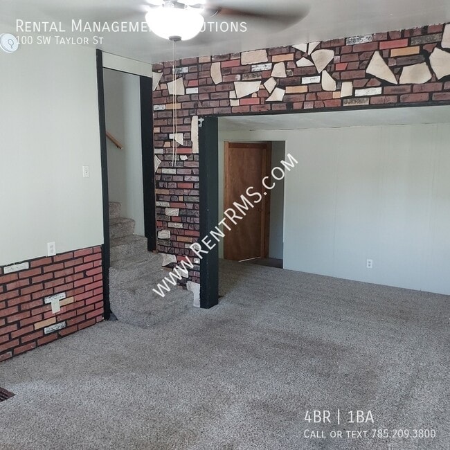 Building Photo - 100 SW Taylor St