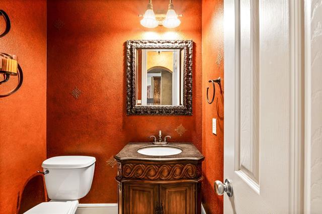 Building Photo - 4205 Lansbury Dr