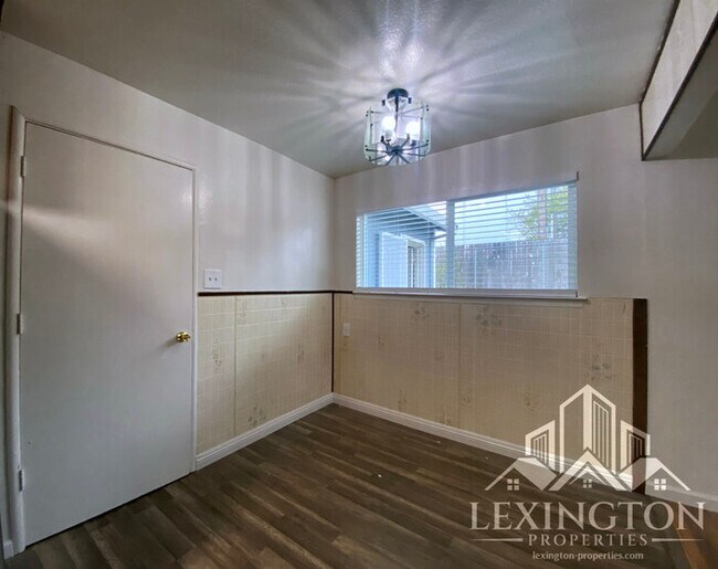 Building Photo - Beautifully Remodeled, Single-story, 3BD/2BA Home in Rio Linda near Babe Best Park!