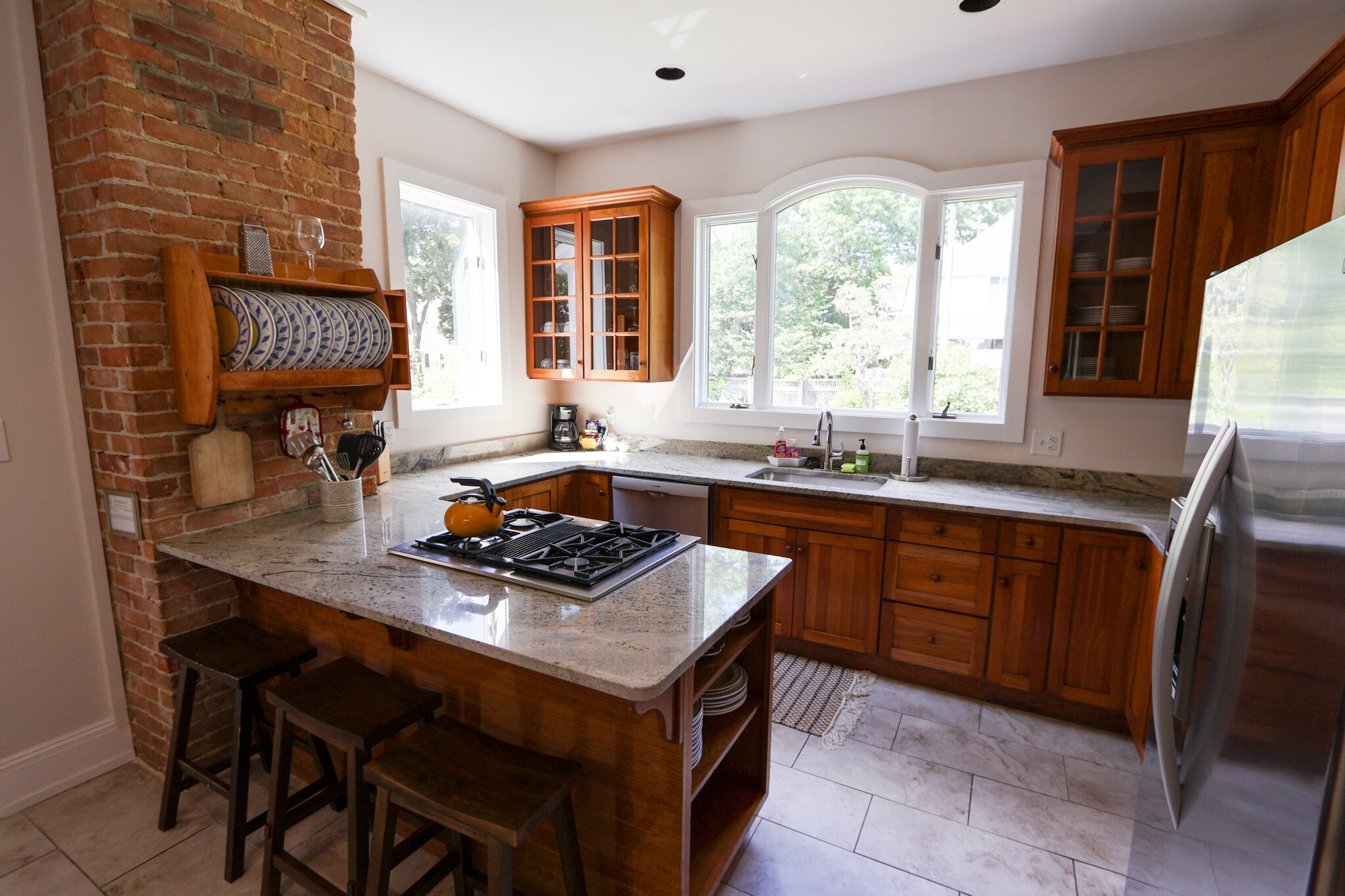 Building Photo - 39 Cypress St