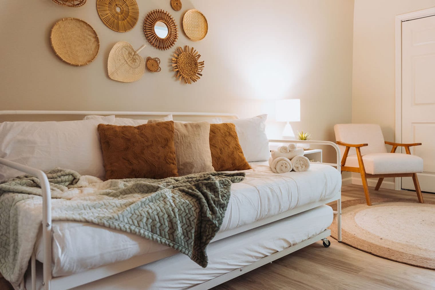 Building Photo - 308 Lamont St