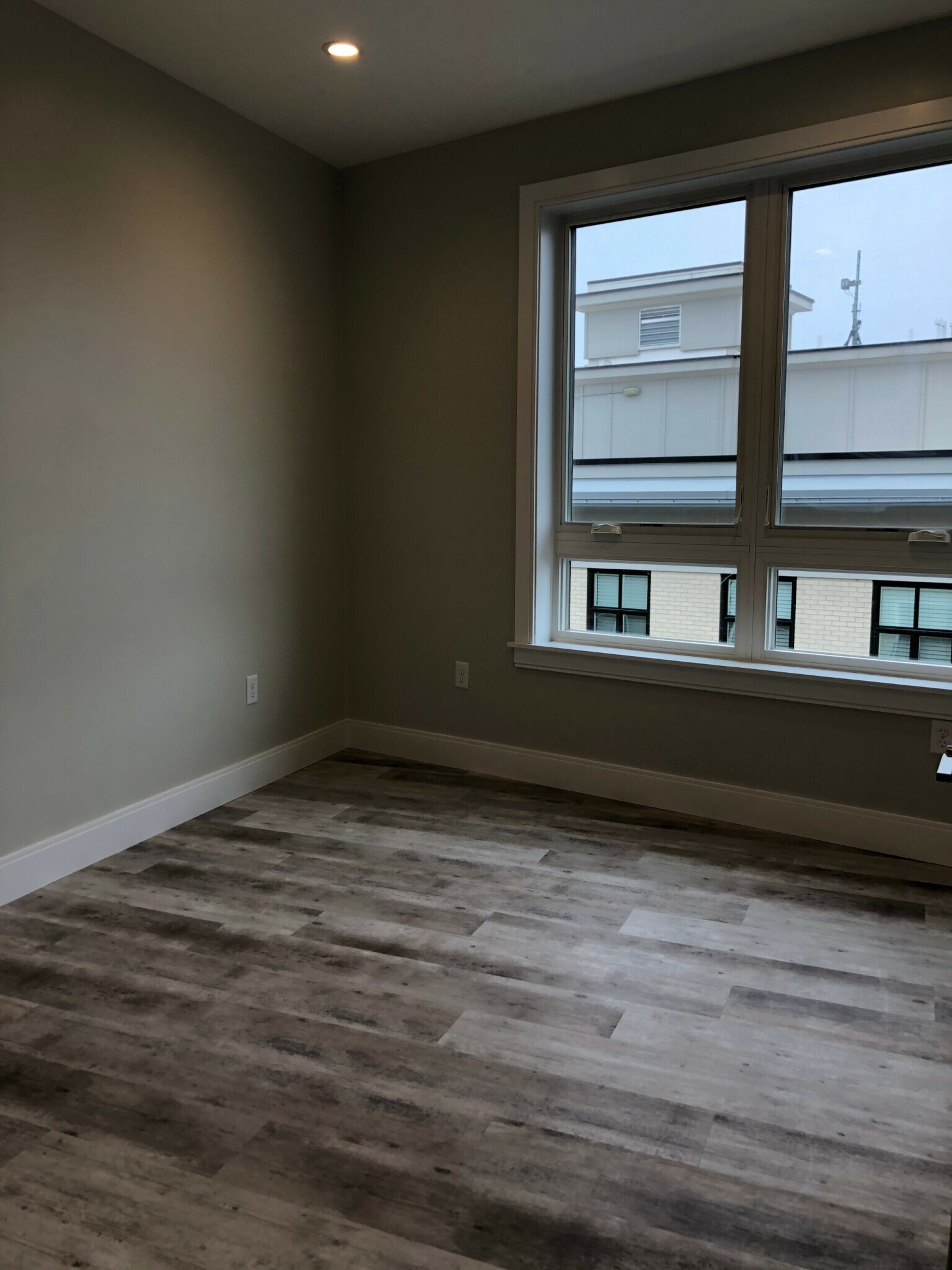 Building Photo - 1449 Tremont St