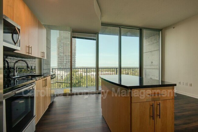 Building Photo - 210 N Church St