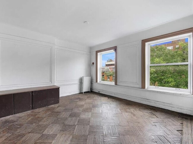 Building Photo - 155 Hicks St