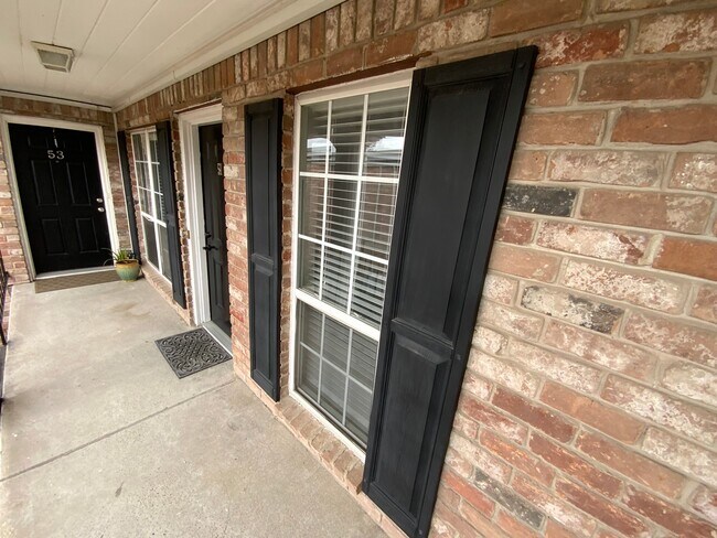 Building Photo - 6402 Del Monte Dr