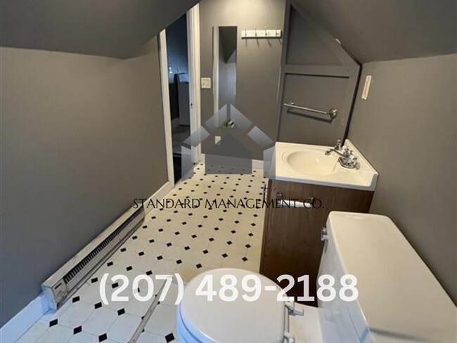 Building Photo - 16 West St