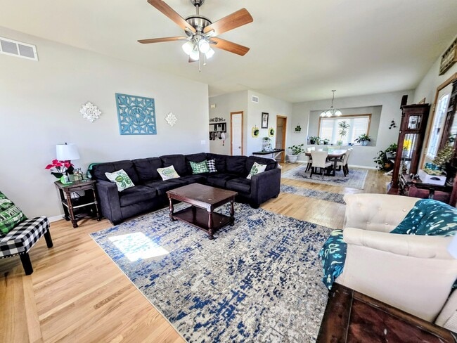 Building Photo - 4506 Kelsey Dr