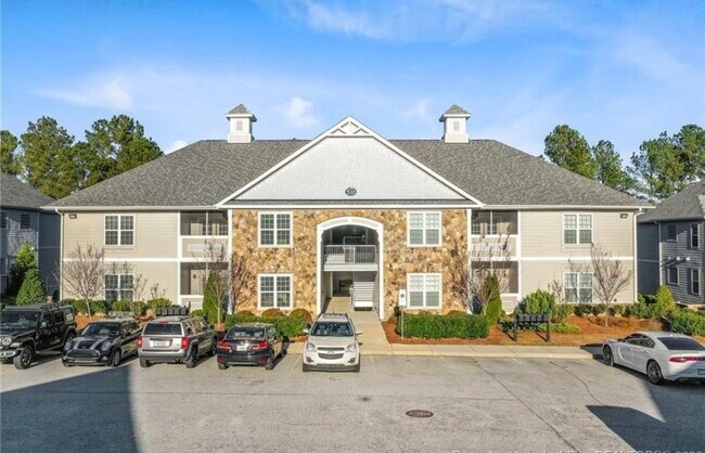 Building Photo - 310 Gallery Dr