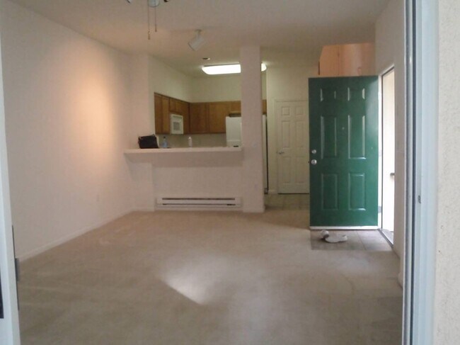 Building Photo - 144 Everson Dr