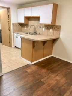 Dining room-Kitchen breakfast bar with newly tiled countertop and floor. New LED lighting. - 24615 104th Ave Ct E