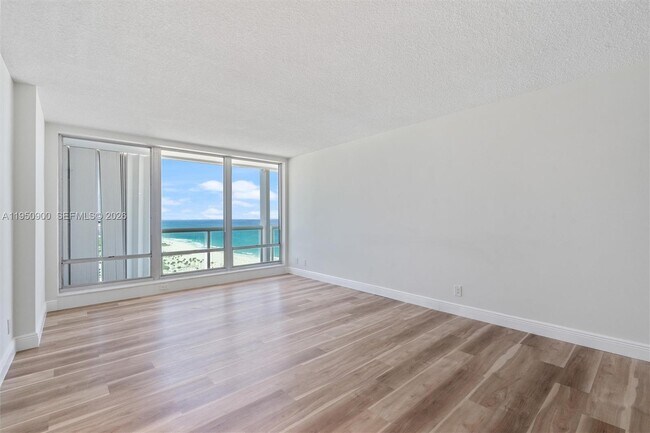 Building Photo - 2100 S Ocean Ln