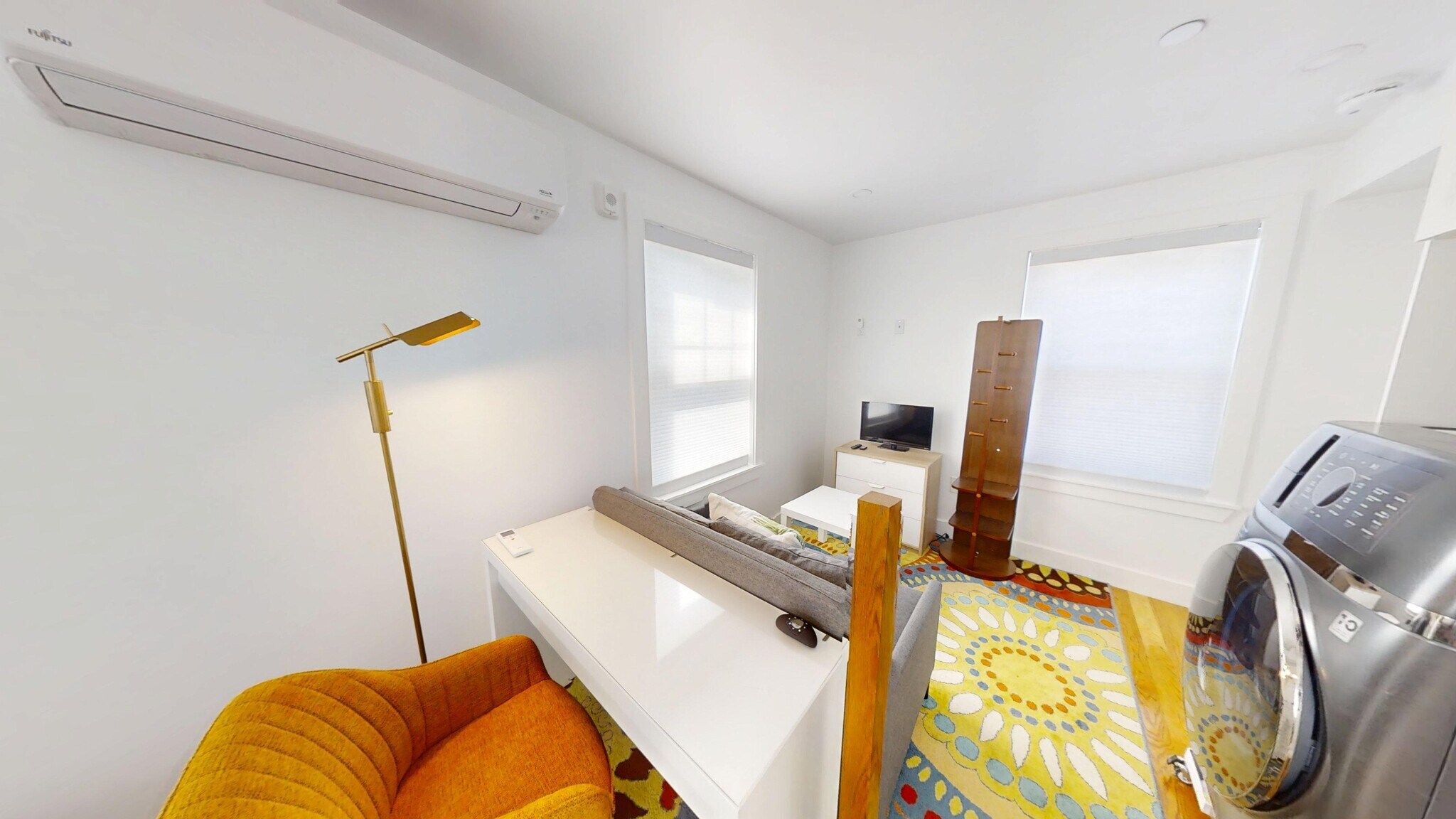 Building Photo - 36 Shepard St