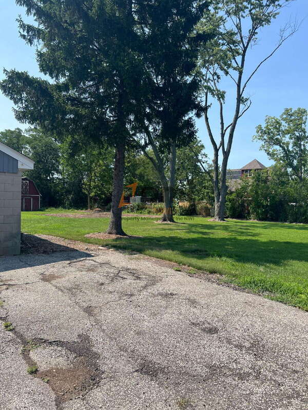 Building Photo - 12920 Cedar Lake Rd