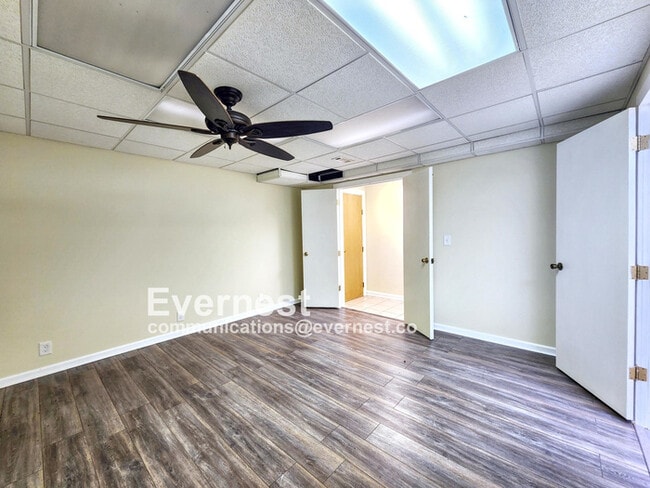 Building Photo - 2047 Arbor Forest Dr SW