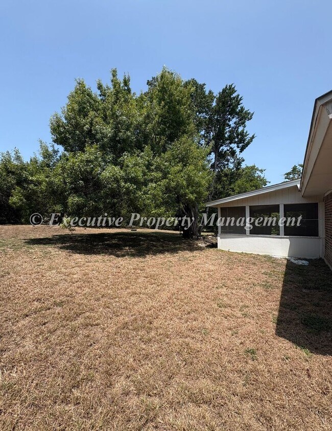 Building Photo - 7544 FM 2657