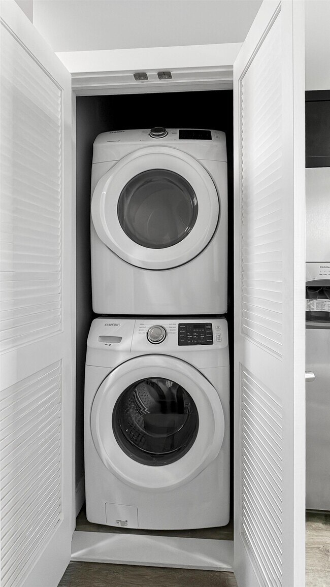 Building Photo - 97 Reservoir Ave