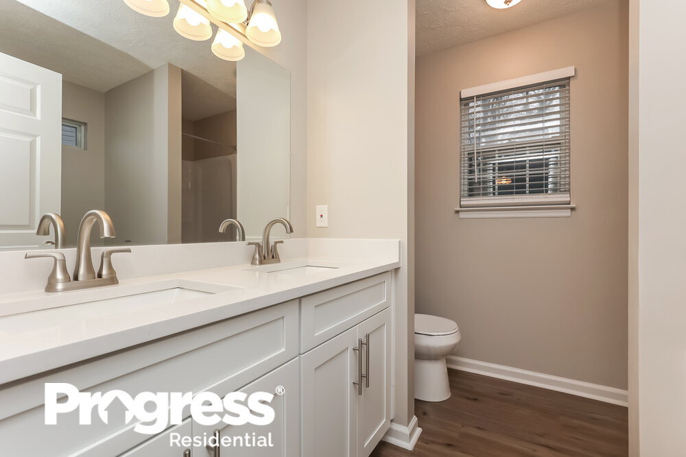 Building Photo - 3112 Chateau Valley Dr