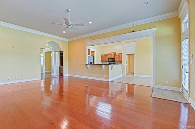 Building Photo - 8318 Chadburn Way