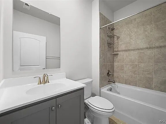 FIRST FULL BATH / FIRST FLOOR - 5519 Tag Alder Ter