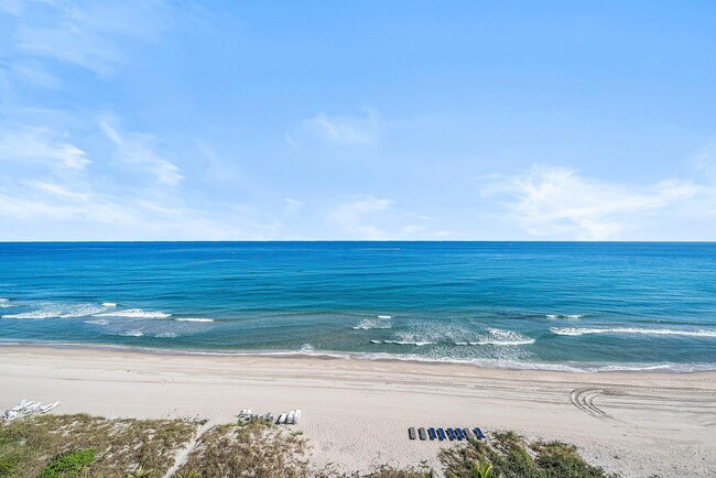 Building Photo - 2066 N Ocean Blvd