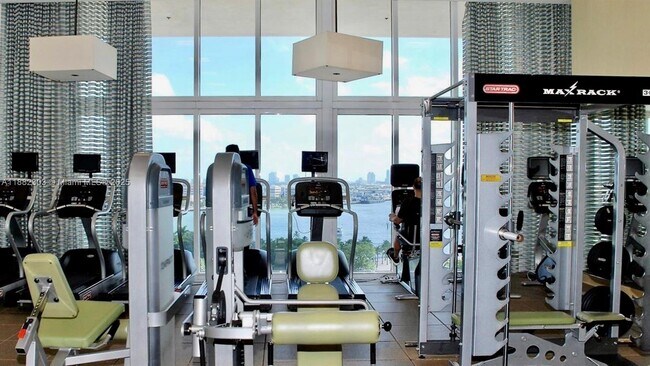 Building Photo - 50 Biscayne Blvd