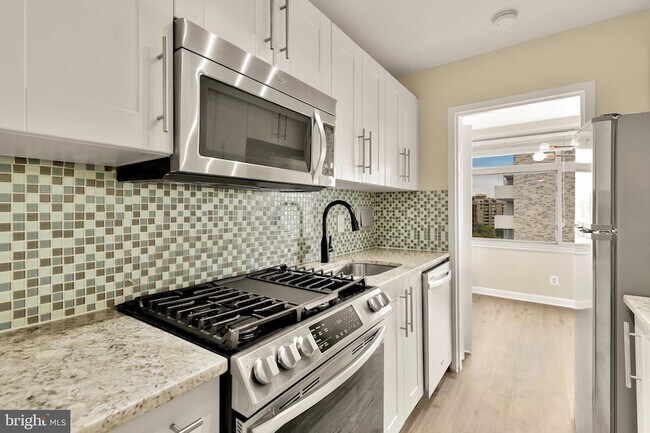 Building Photo - 2401 H St NW