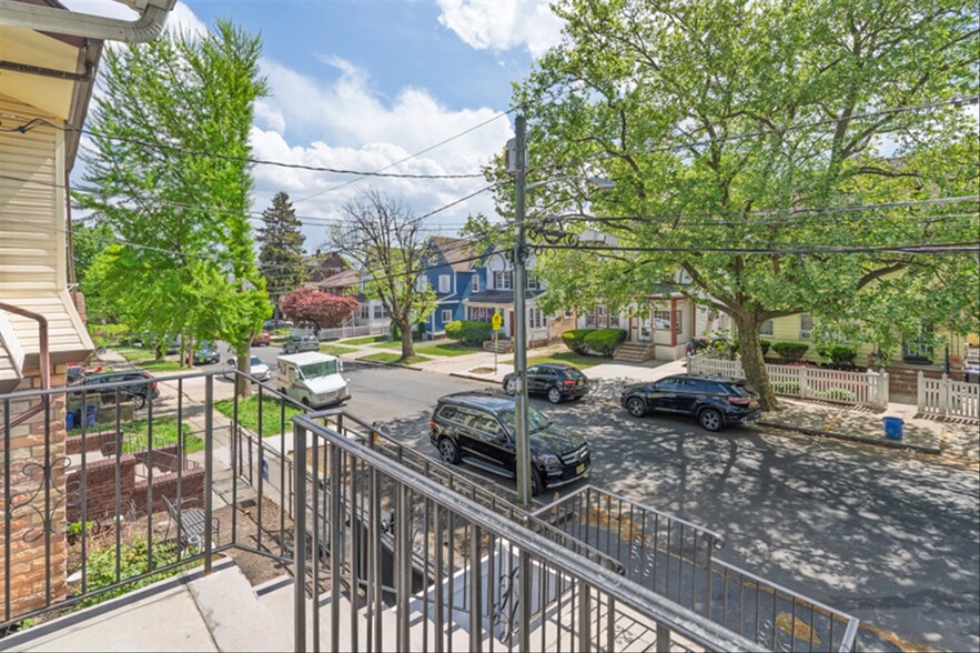 Building Photo - 221 Weequahic Ave