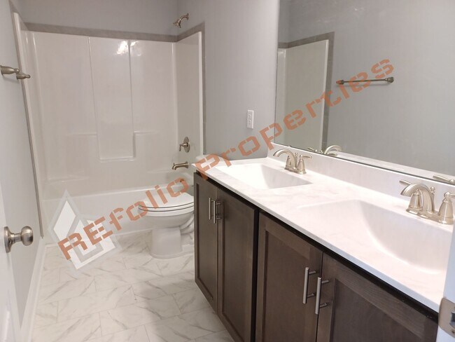 Building Photo - Brand New 4 BD 2-Car Garage Home @ Cottage...