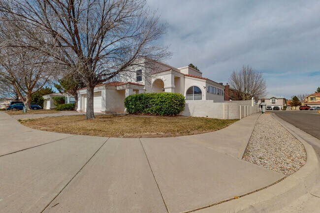 Building Photo - 2 story 4 bedroom
