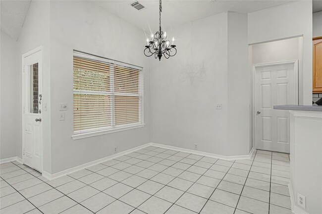 Building Photo - 7530 Broken Oak Ln
