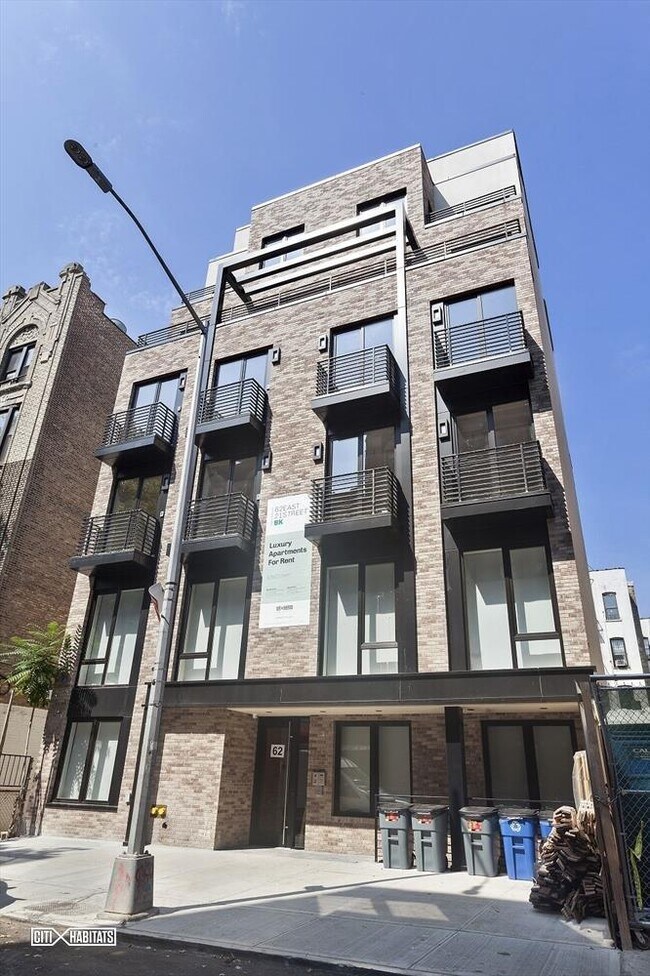 Building Photo - 62 E 21st St