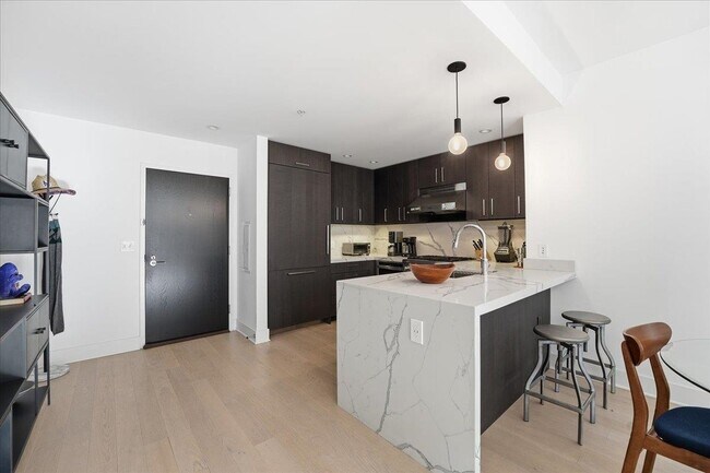 Building Photo - 1400 Hudson St