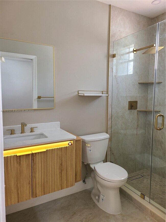 Building Photo - 4252 SW 156th Ave