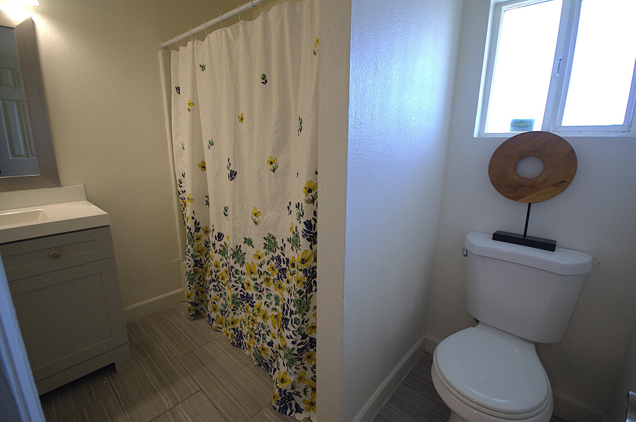 Bathroom - 9632 N 10th Ave