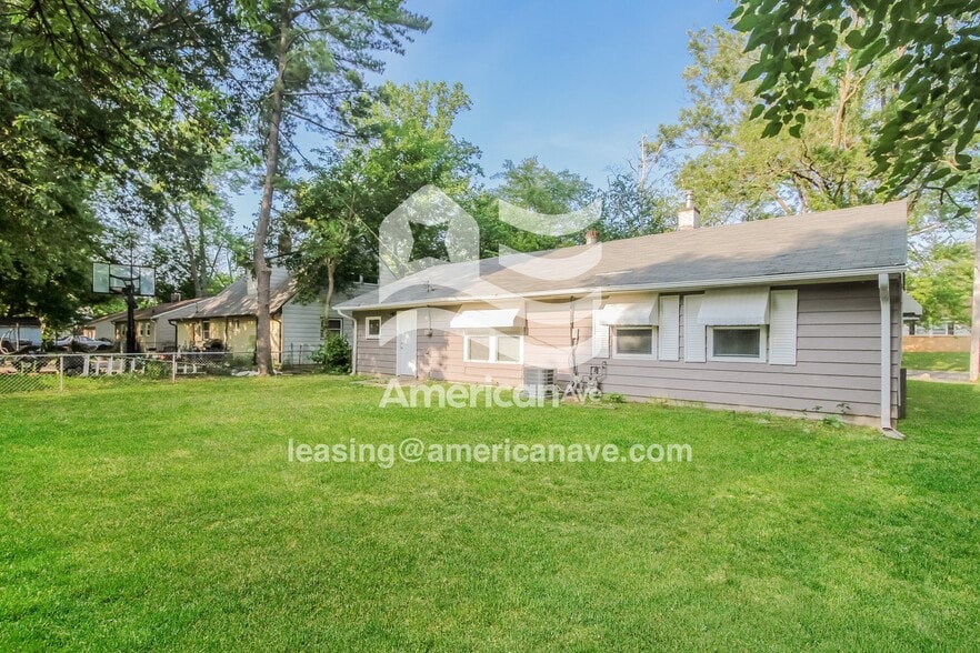 Building Photo - 3918 N Webster Ave