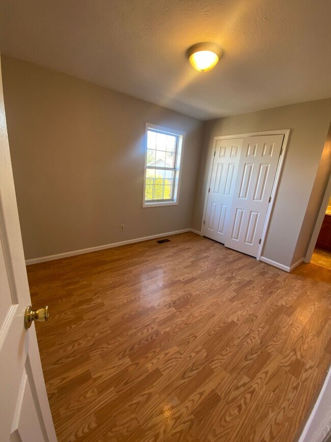 Building Photo - 5315 Whisperwood Ct