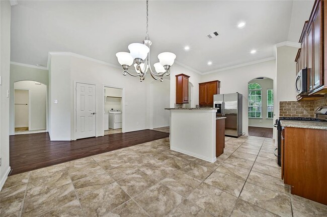Building Photo - 13742 McKinney Creek Ln