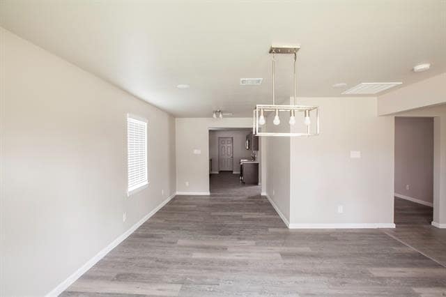 Building Photo - 2386 Chart Dr