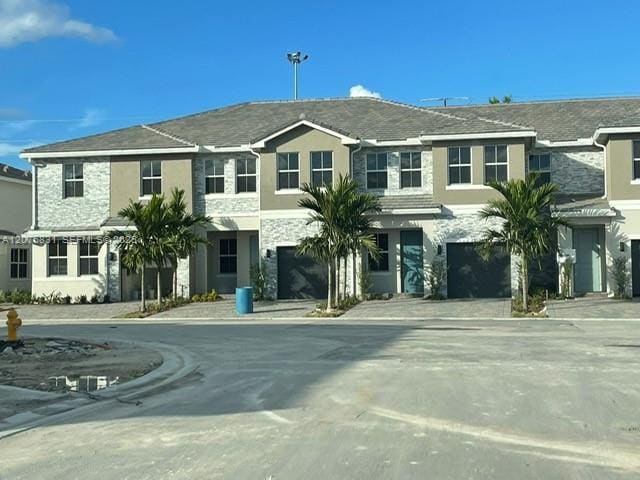 Building Photo - 157 SW 170th Ave